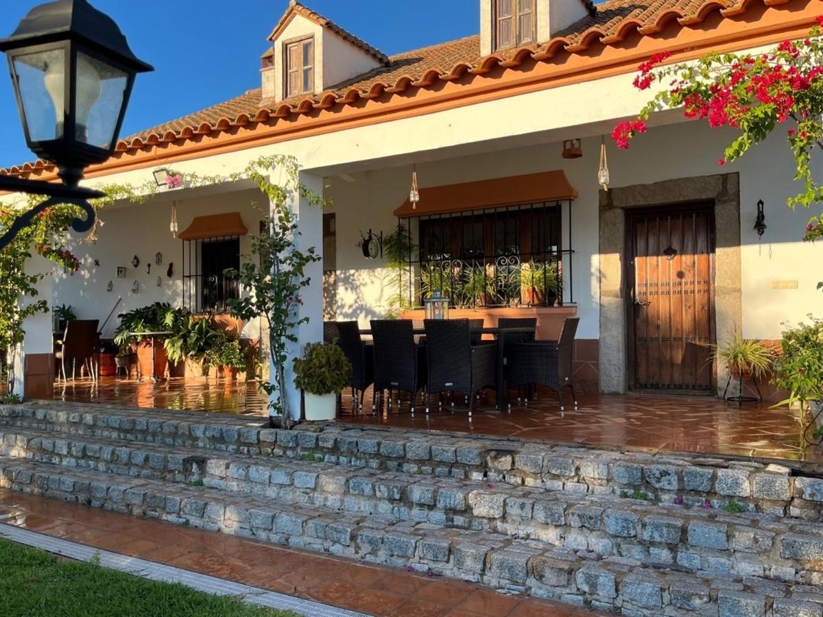 Casa Rural "El Carrasca" El Carrascalejo エクステリア 写真